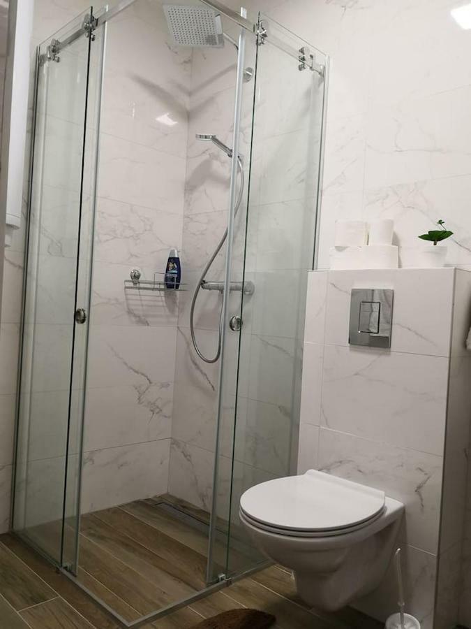Vasa Central Studio Novi Sad Luaran gambar
